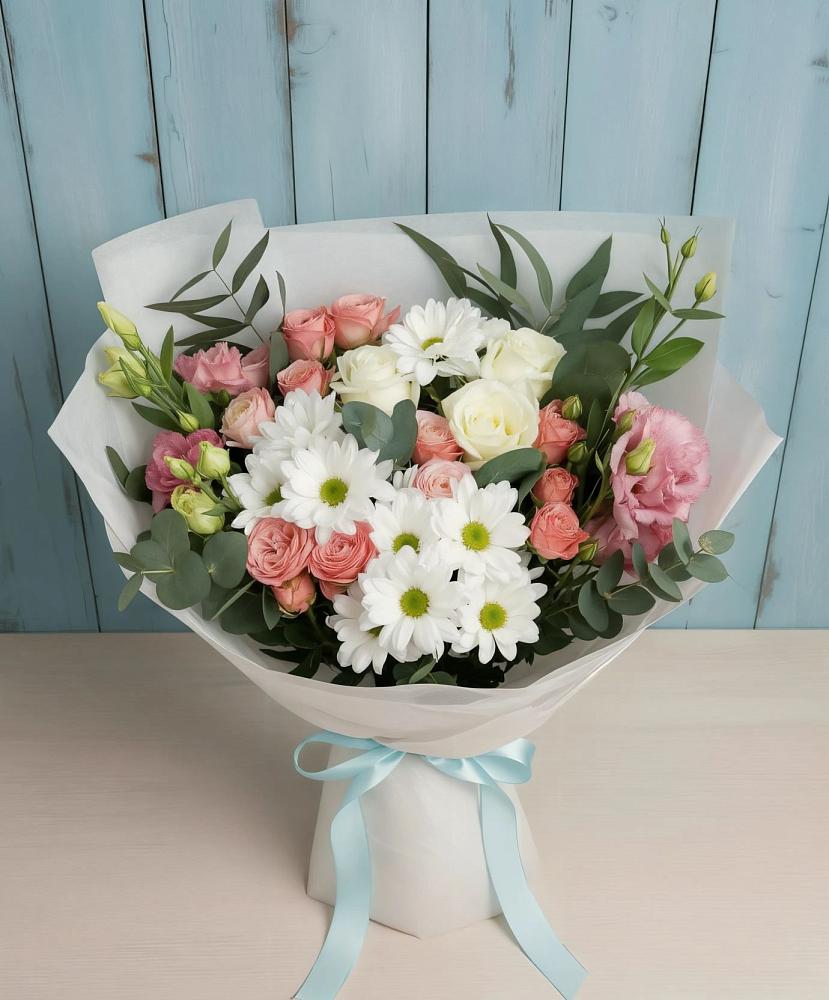 Букет цветов из: Розы, Лизиантусы и Хризантемы в Нюксенице