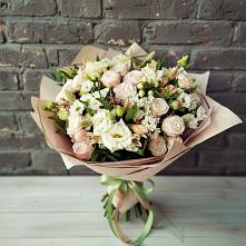 Букет цветов из:  Альстромерии, Розы и Хризантемы в Нюксенице