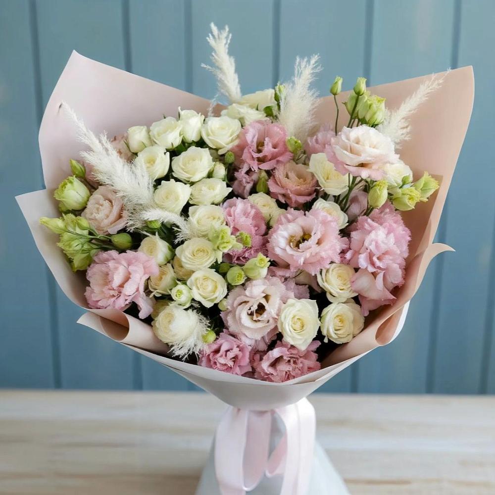 Букет цветов из: Альстромерии и Розы в Нюксенице