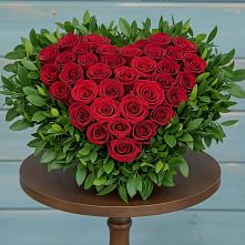 Цветочная композиция из Розы в виде сердца #REPLACE_PRED# Нюксенице