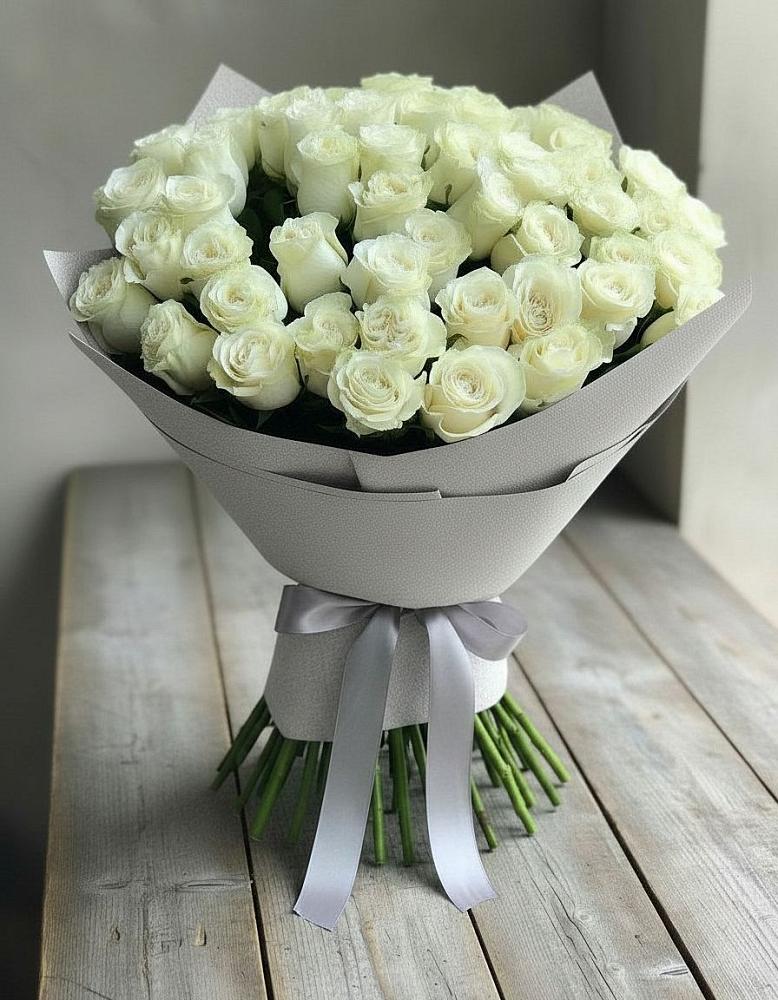 Букет 35 Белых роз в Нюксенице