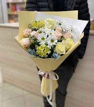 Букет цветов из:  Альстромерии, Розы и Хризантемы в Нюксенице