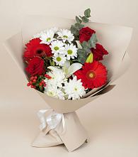 Букет цветов из:  Розы, Хризантемы, Герберы и Лилии в Нюксенице