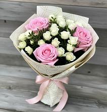 Букет цветов из:  Розы в Нюксенице