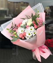 Букет цветов из:  Розы, Лизиантусы и Хризантемы в Нюксенице