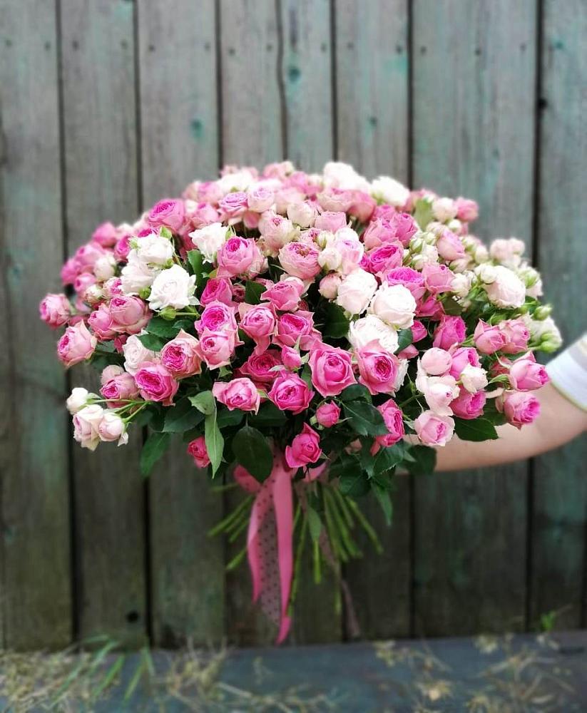 Букет Розовые кустовые розы Натали и Лав Лидия в Нюксенице