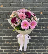 Букет цветов из:  Герберы и Хризантемы в Нюксенице