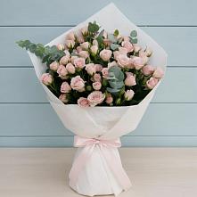 Букет цветов из:  Розы в Нюксенице