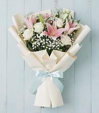 Букет цветов из:  Лилии в Нюксенице
