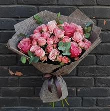 Букет цветов из:  Розы в Нюксенице